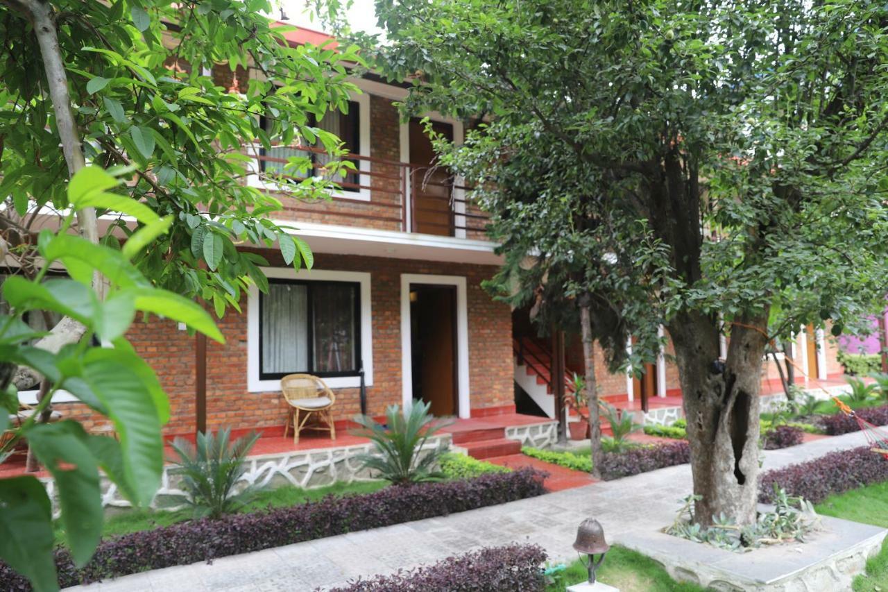 Nepal Cottage Resort Katmandú Exterior foto